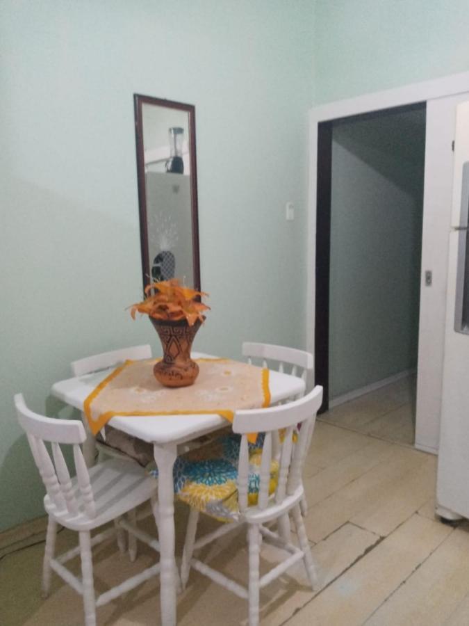 Apartamento Quitinete Copacabana 73 *